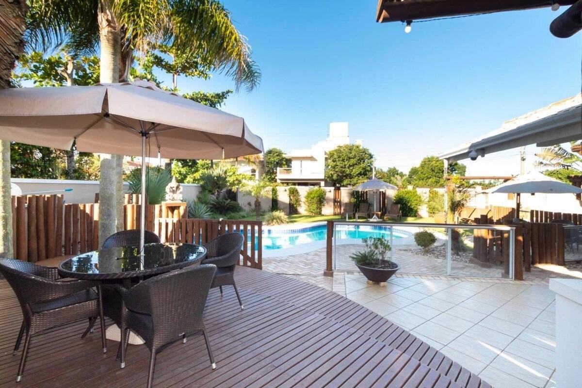 בומבינאס 5 Quartos Piscina E Espaco Gourmet מראה חיצוני תמונה