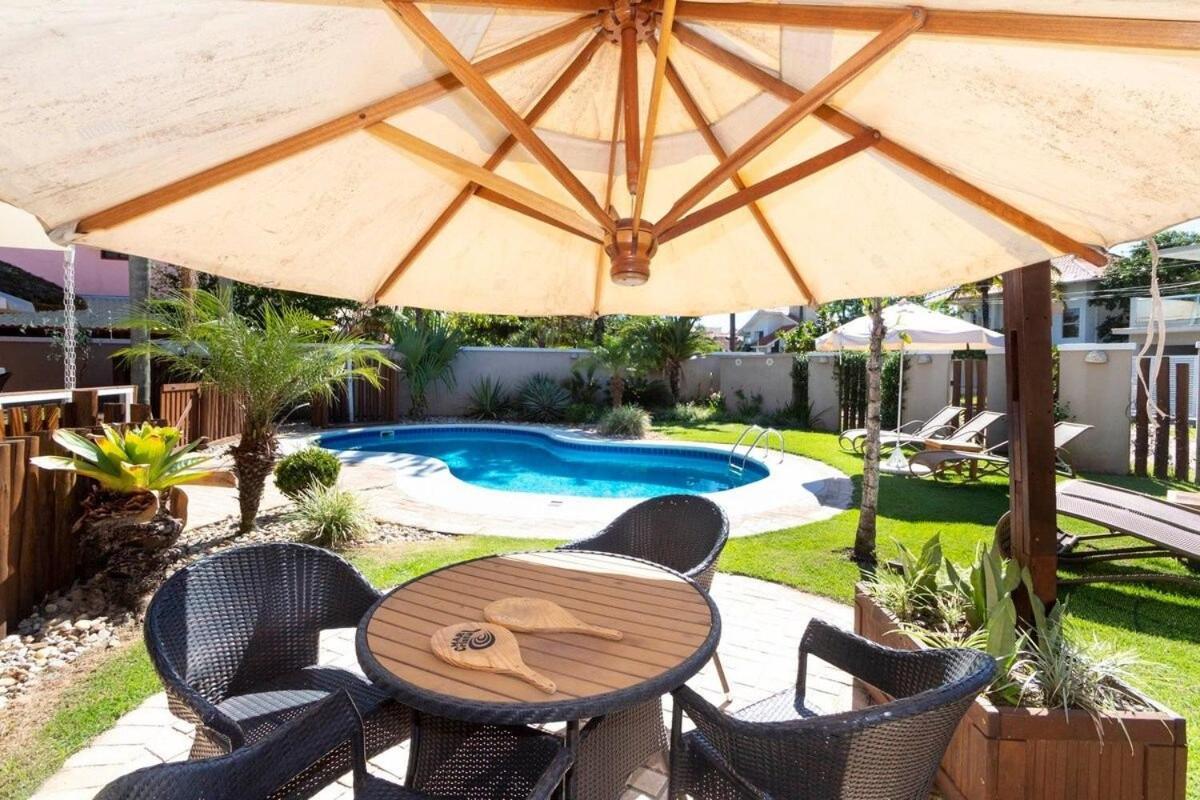 בומבינאס 5 Quartos Piscina E Espaco Gourmet מראה חיצוני תמונה