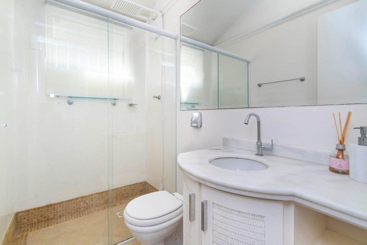 בומבינאס 5 Quartos Piscina E Espaco Gourmet מראה חיצוני תמונה