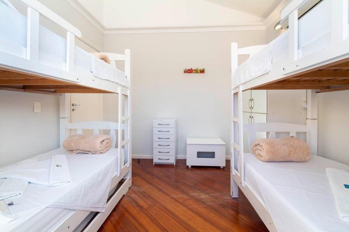 בומבינאס 5 Quartos Piscina E Espaco Gourmet מראה חיצוני תמונה