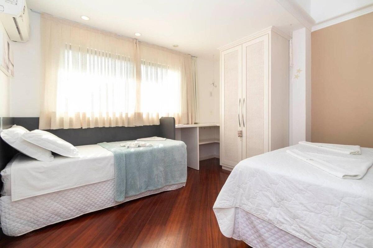 בומבינאס 5 Quartos Piscina E Espaco Gourmet מראה חיצוני תמונה