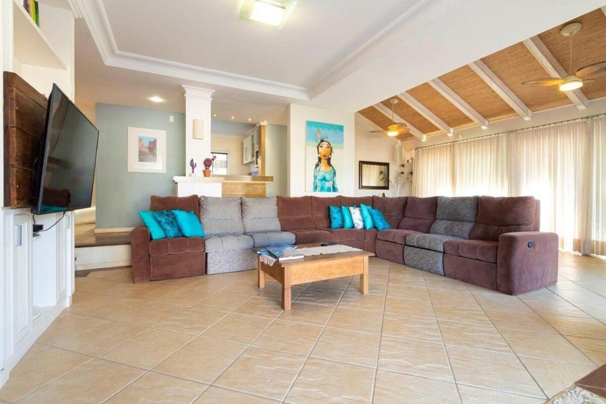 בומבינאס 5 Quartos Piscina E Espaco Gourmet מראה חיצוני תמונה
